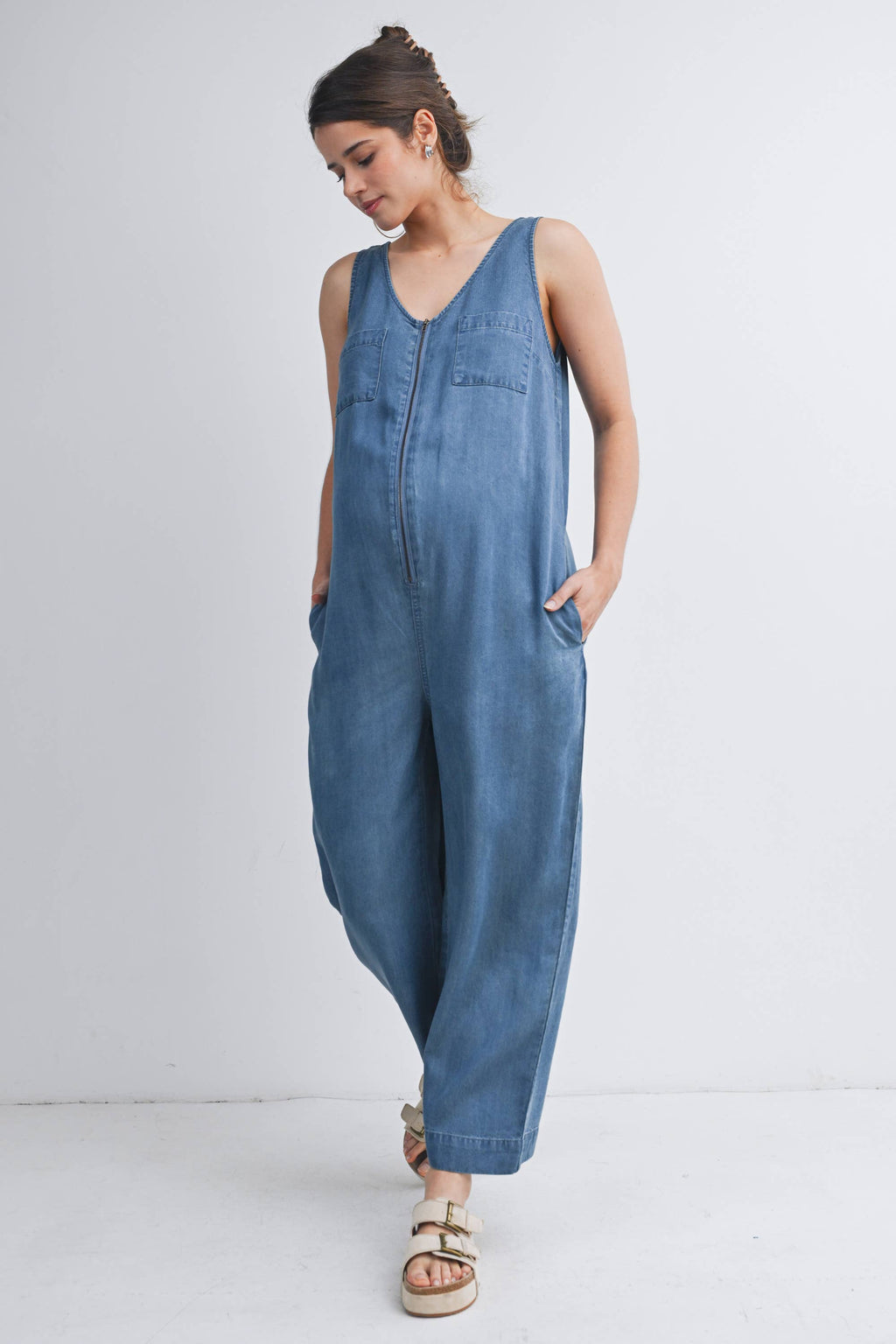 Sleeveless Maternity Denim Jumpsuit with Side Pockets
