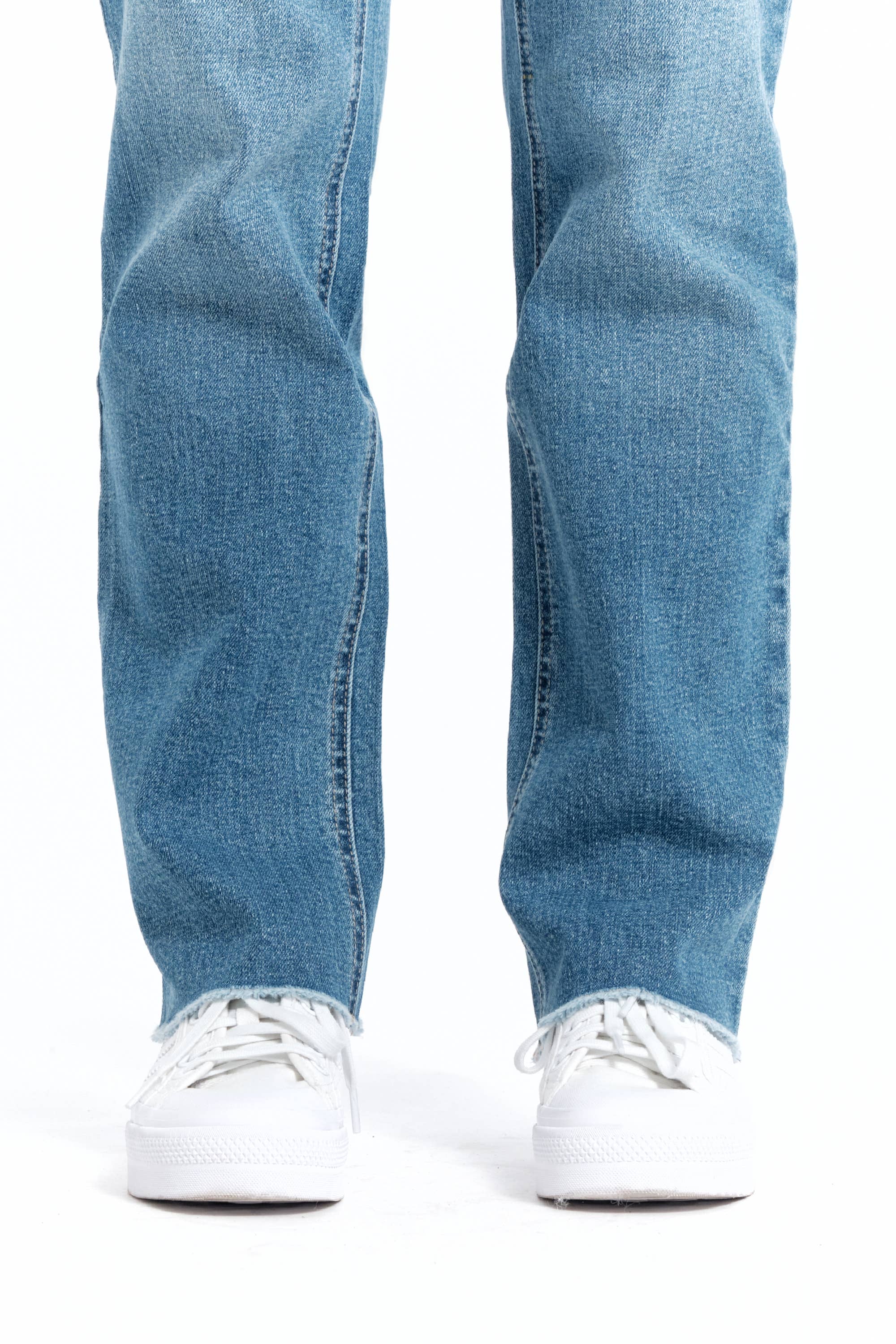 DENIM 32” Relaxed Boyfriend Straight Leg Jean