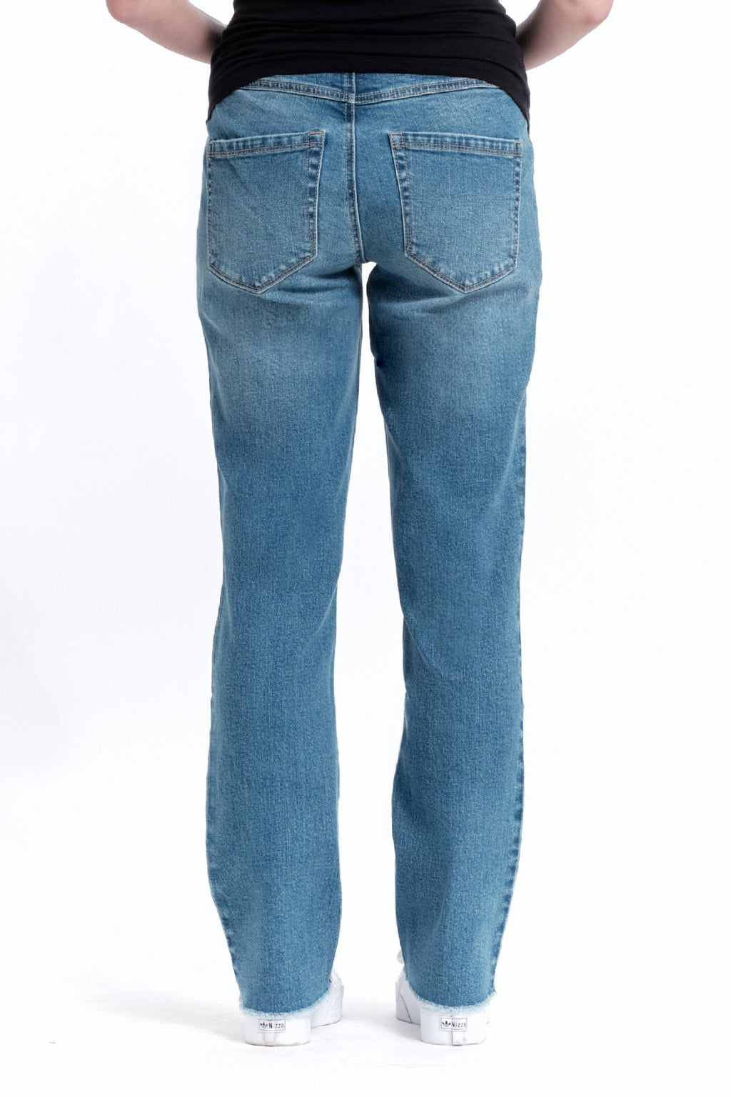 DENIM 32” Relaxed Boyfriend Straight Leg Jean