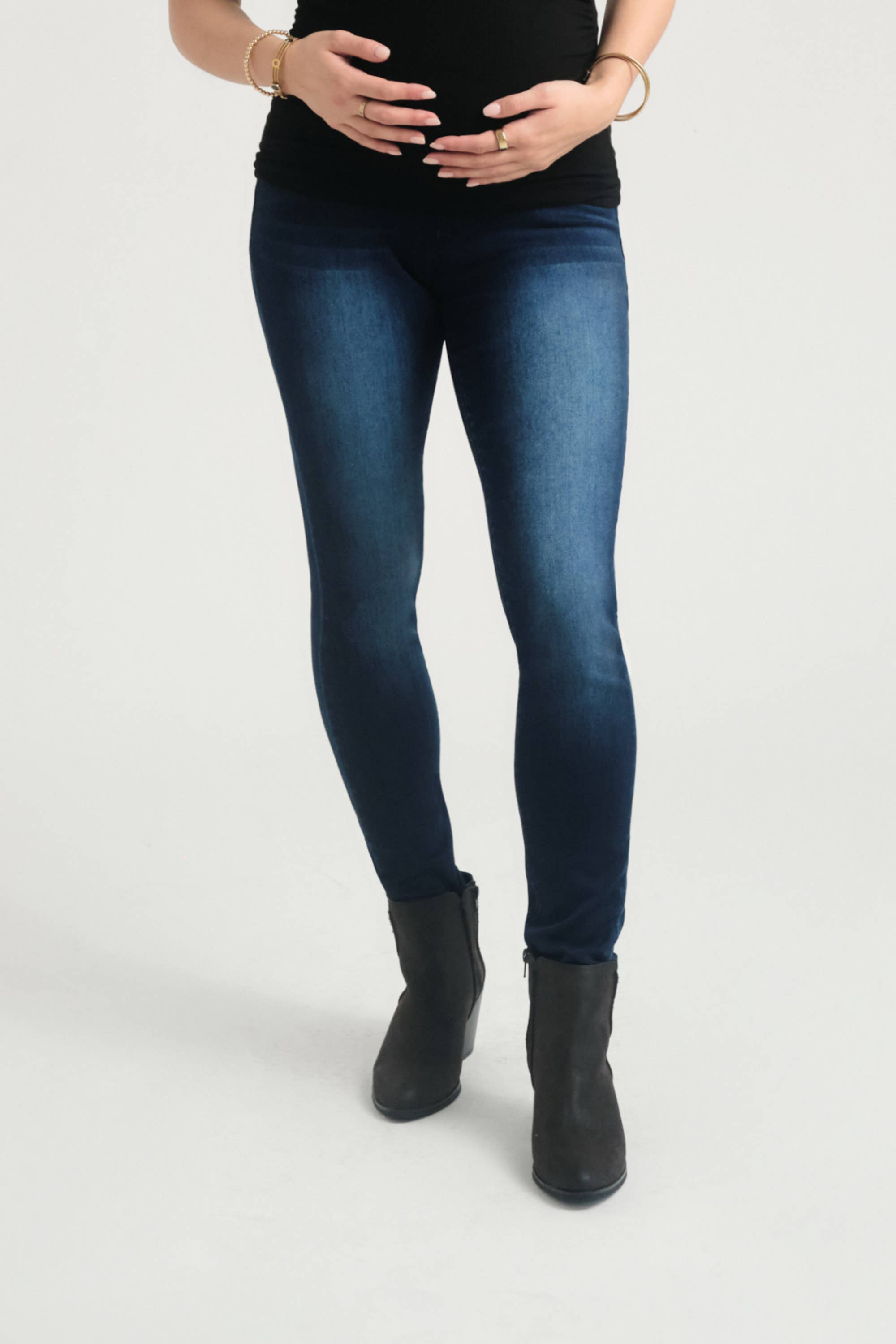 1822 DENIM 34” Butter Skinny Jean in Marco