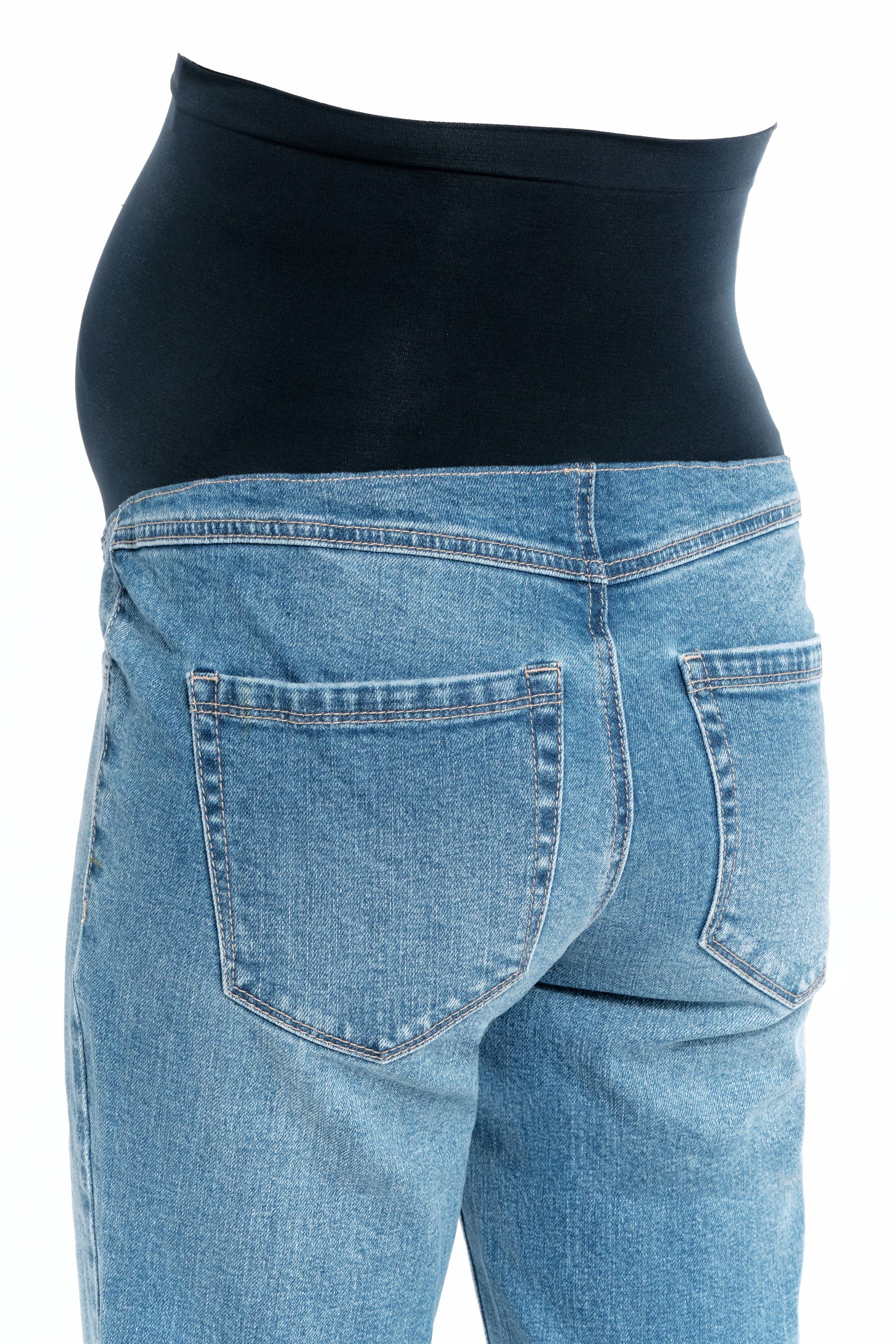 DENIM 32” Relaxed Boyfriend Straight Leg Jean