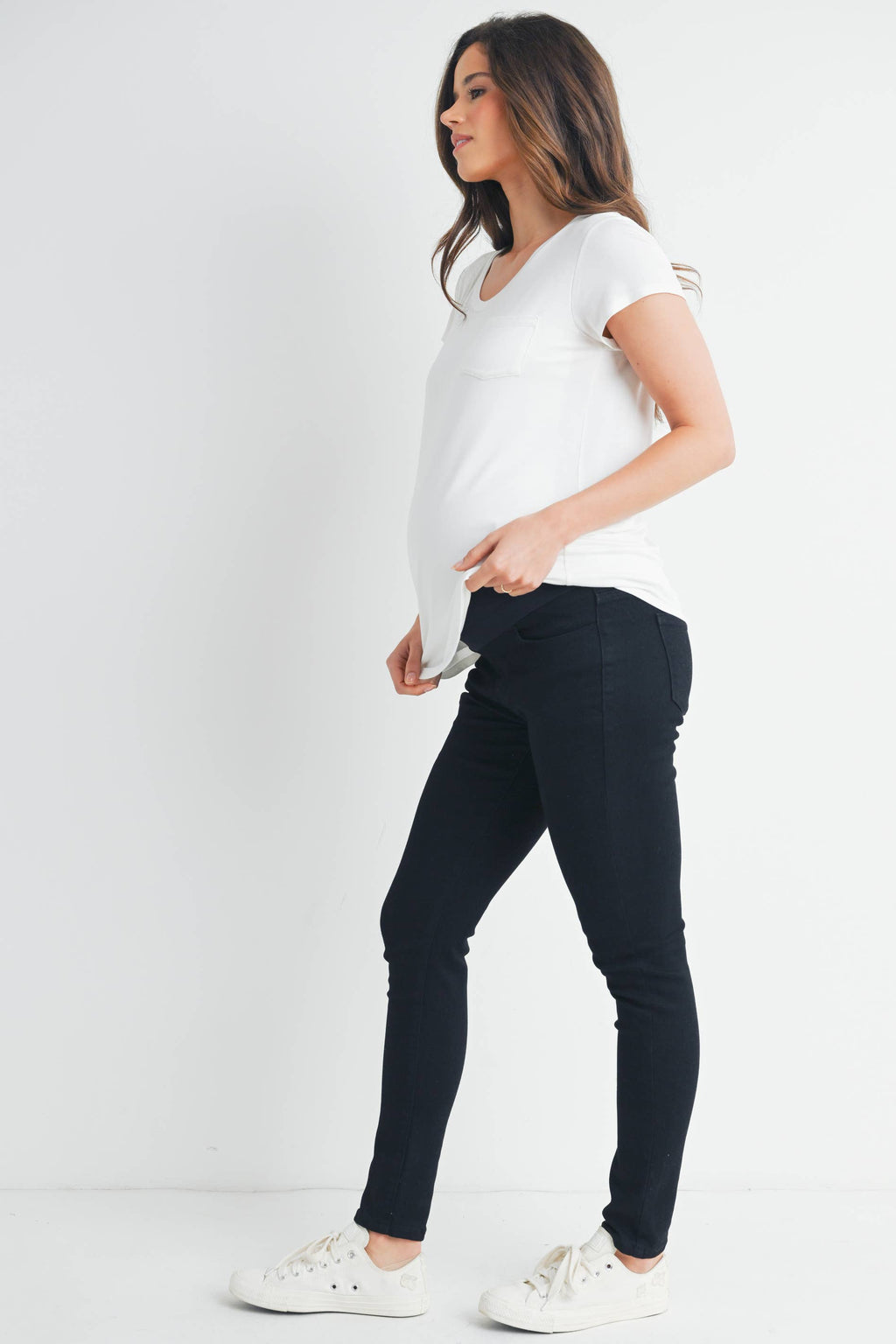 White Round Neck Maternity to Nursing Pocket T-Shirt