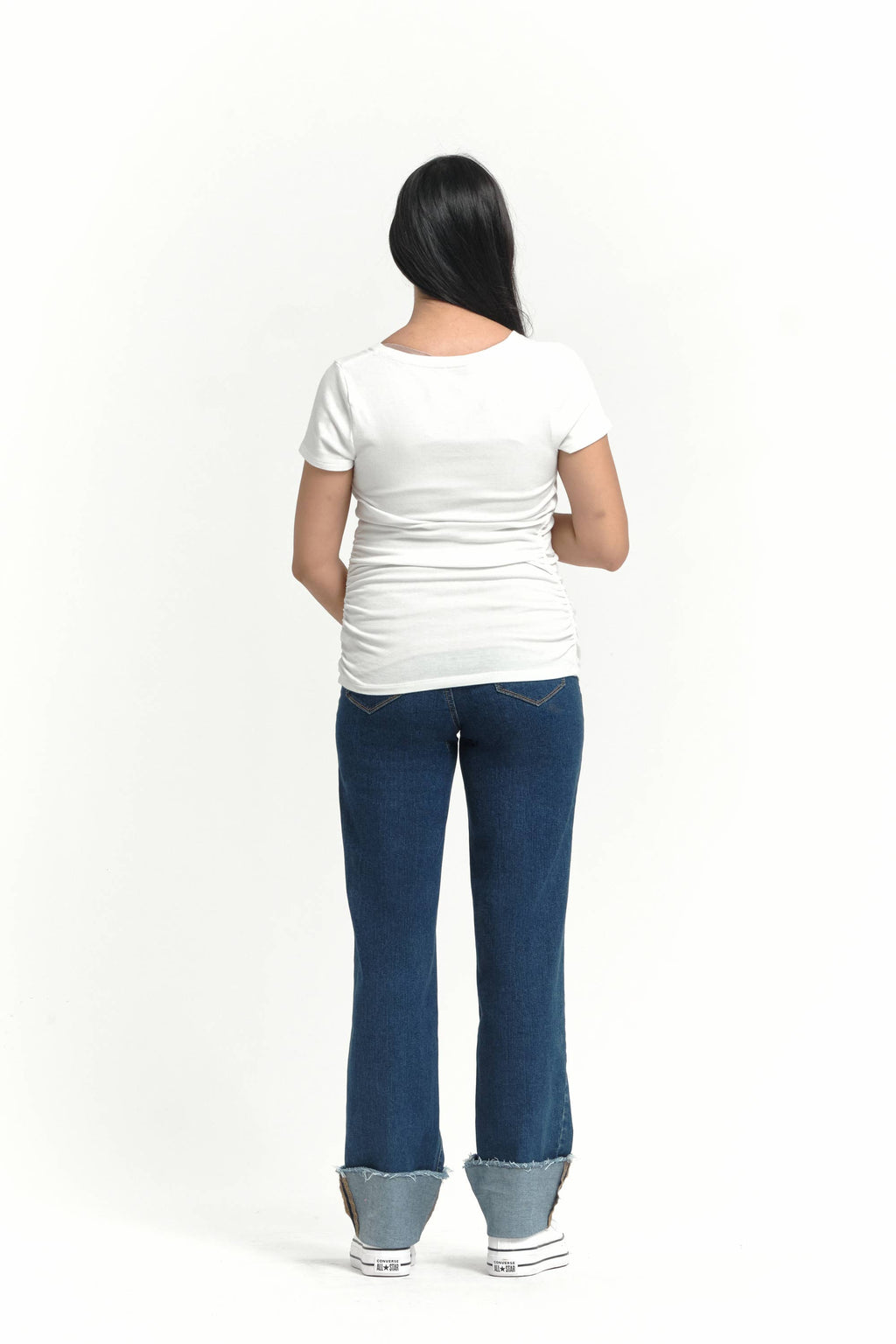 1822 DENIM Roll Cuff Straight Leg Jean in Levi