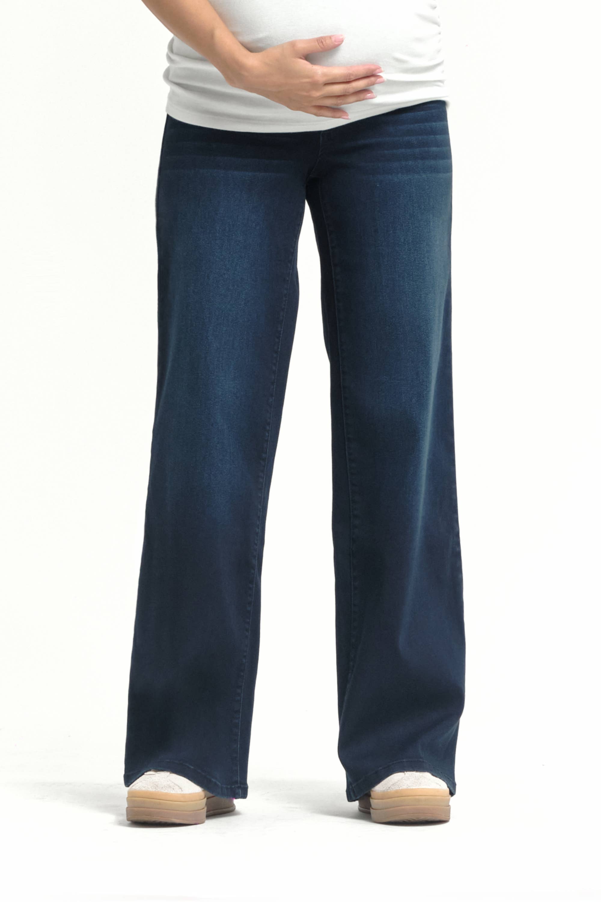 1822 DENIM  32" Better Butter Wide Leg Jean in Yanique
